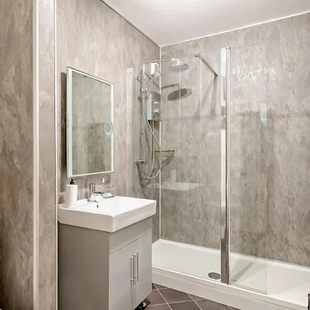 2 Bed In Oc-80515 *